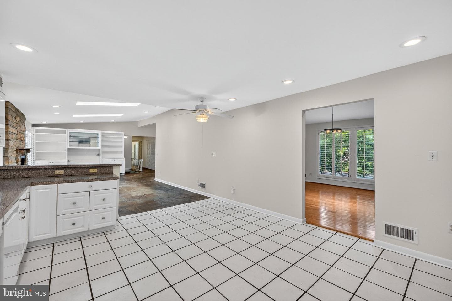 3101 Brooklawn Terrace photo 12