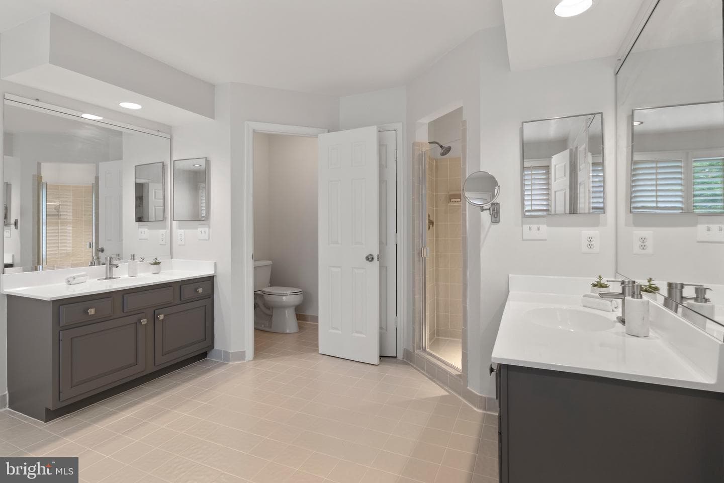 10314 Thornbush Lane photo 32