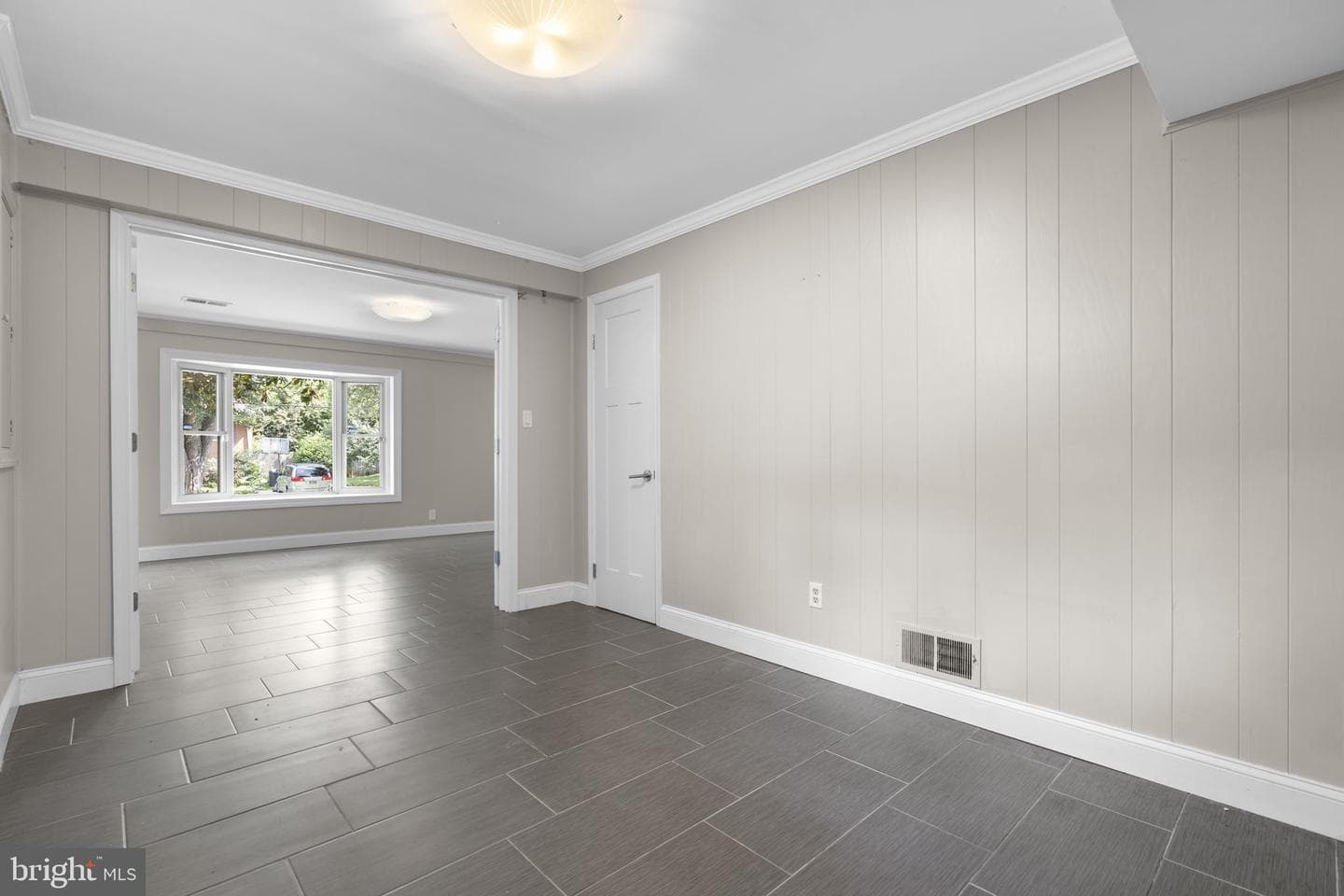822 Loxford Terrace photo 49
