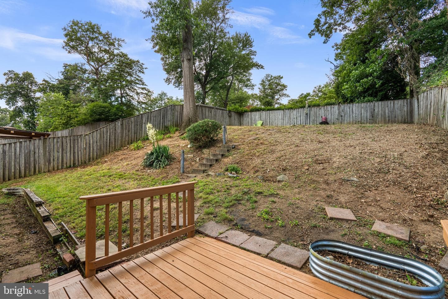 822 Loxford Terrace photo 57