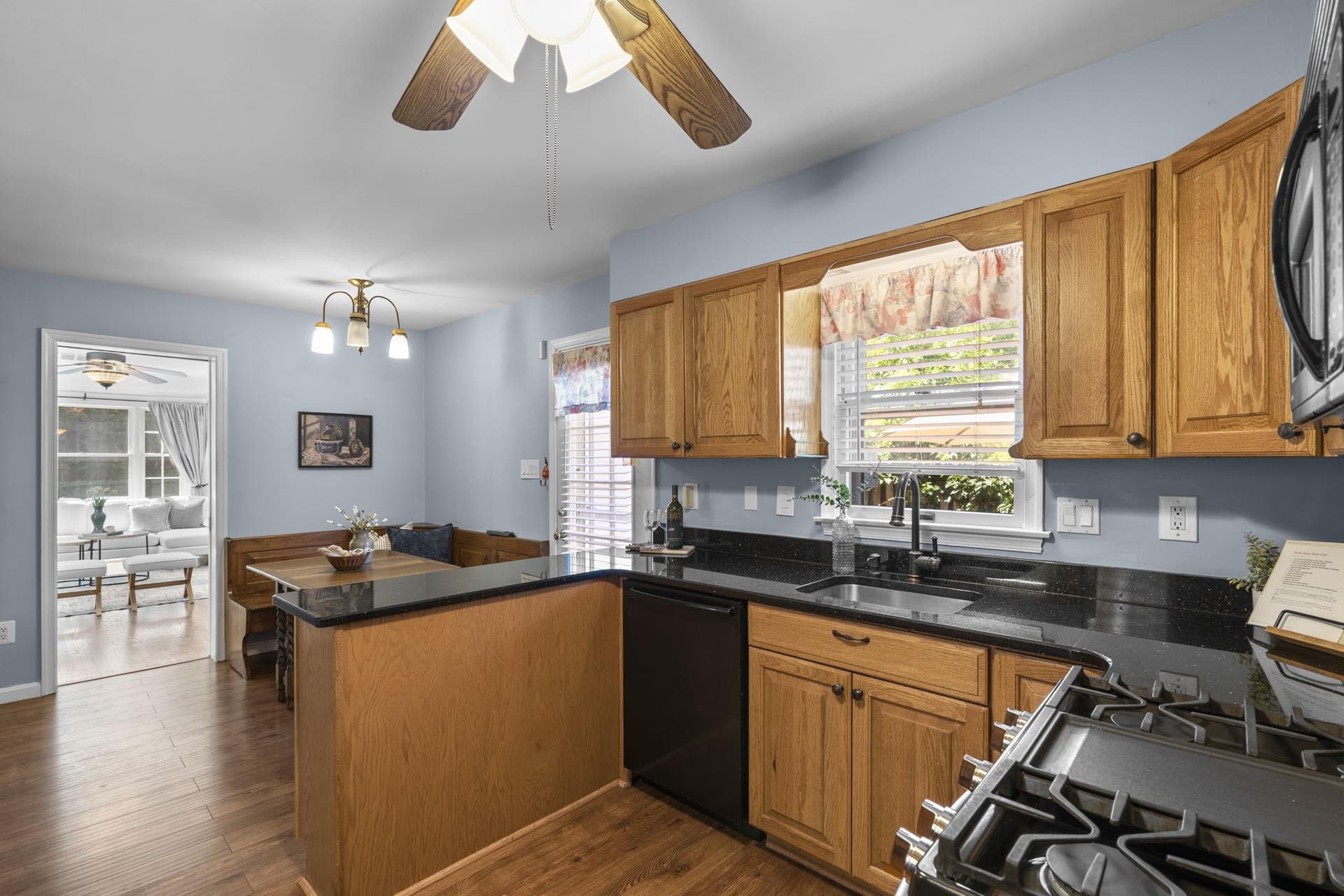 1714 Luzerne Avenue photo 10