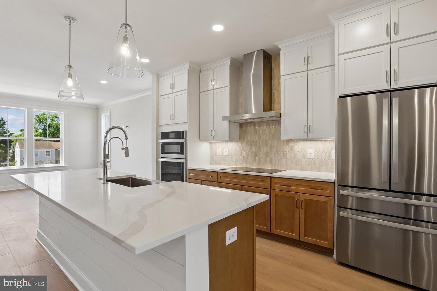 209 Allen Lane photo 11