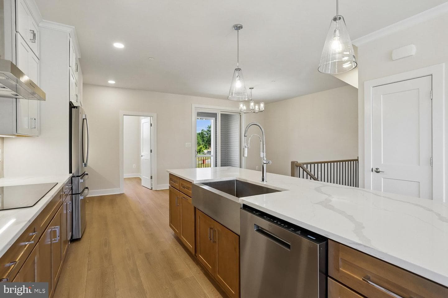 209 Allen Lane photo 14