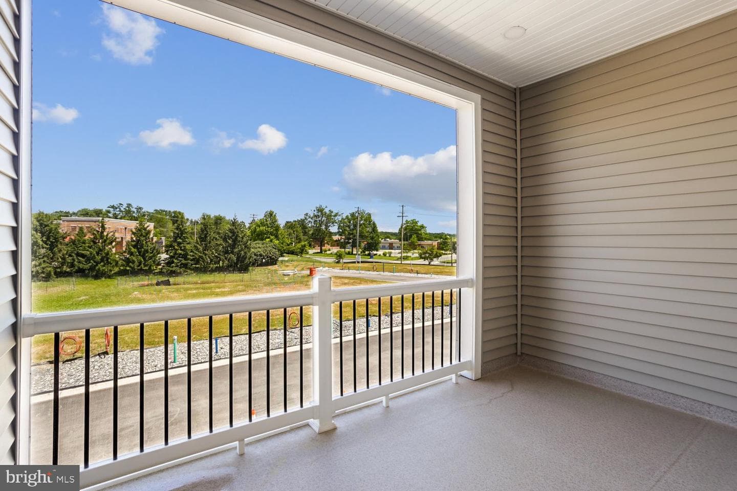 209 Allen Lane photo 25