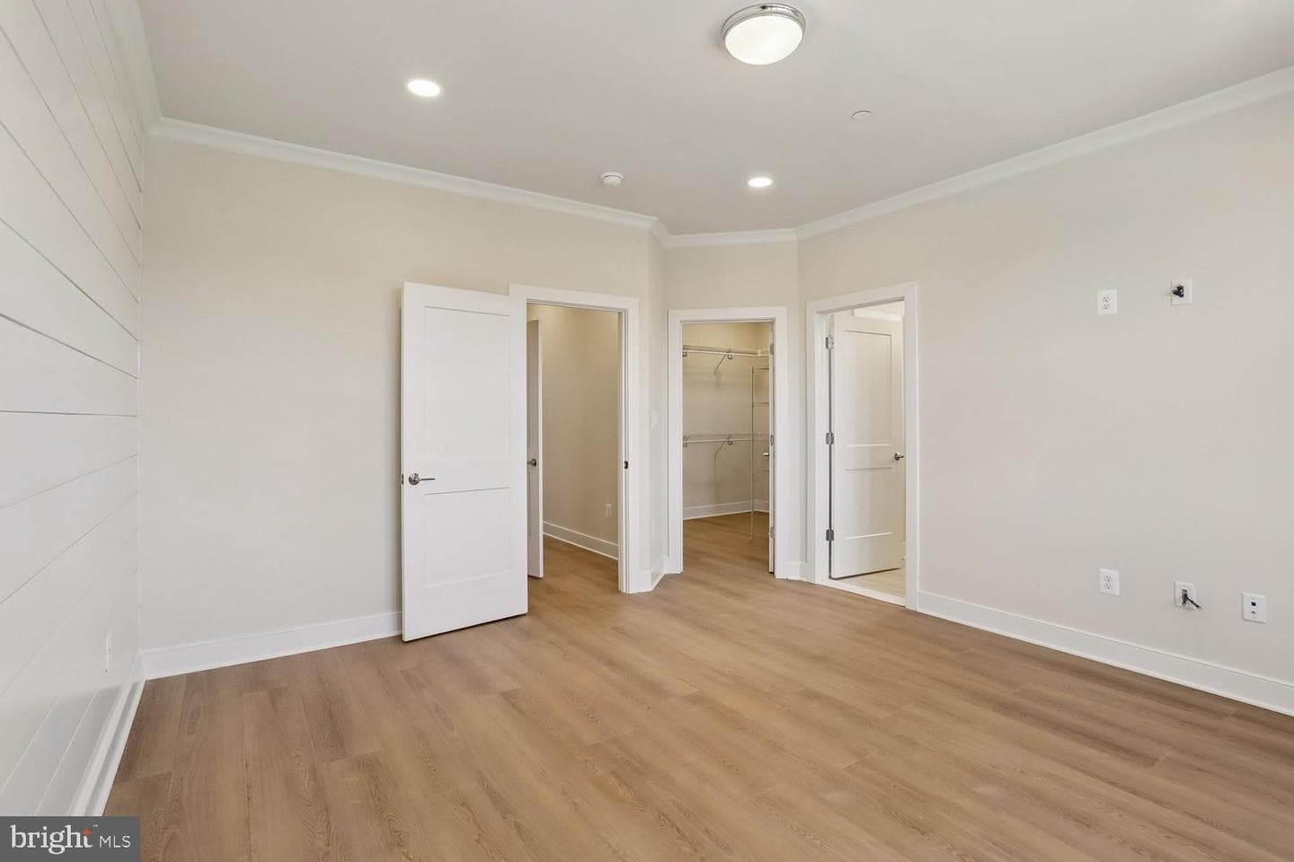 209 Allen Lane photo 31