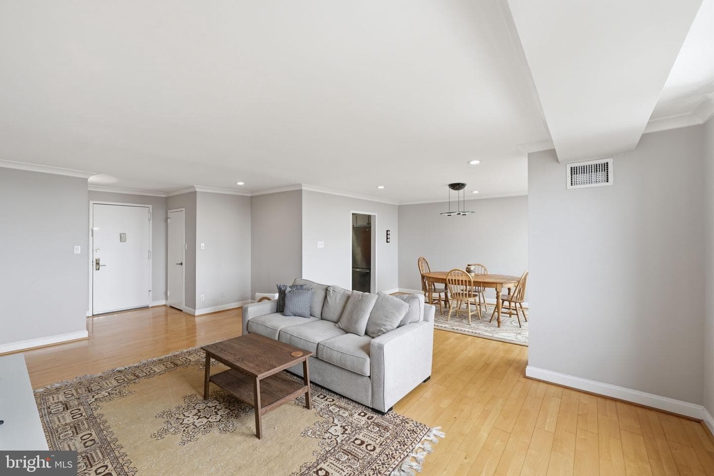 5225 Pooks Hill Road #1819n photo 10