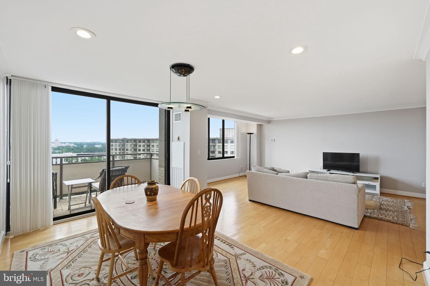 5225 Pooks Hill Road #1819n, Bethesda
