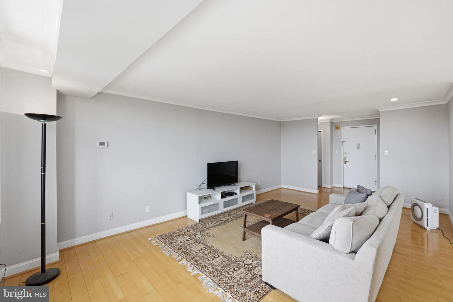 5225 Pooks Hill Road #1819n photo 9