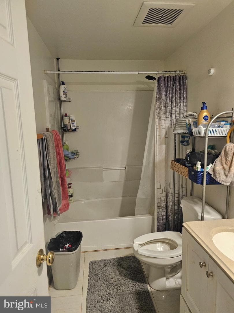 4524 Cannes Lane photo 13