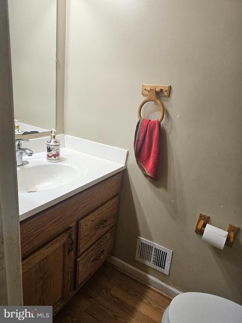 4524 Cannes Lane photo 8