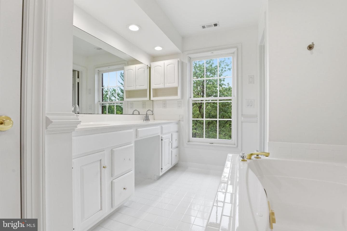 9986 Foxborough Circle photo 32