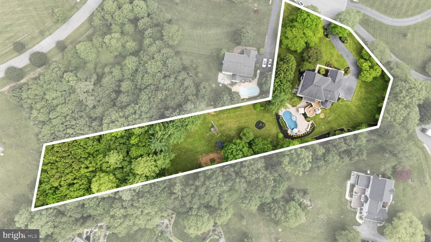 9313 Harrisons Farm Way photo 3