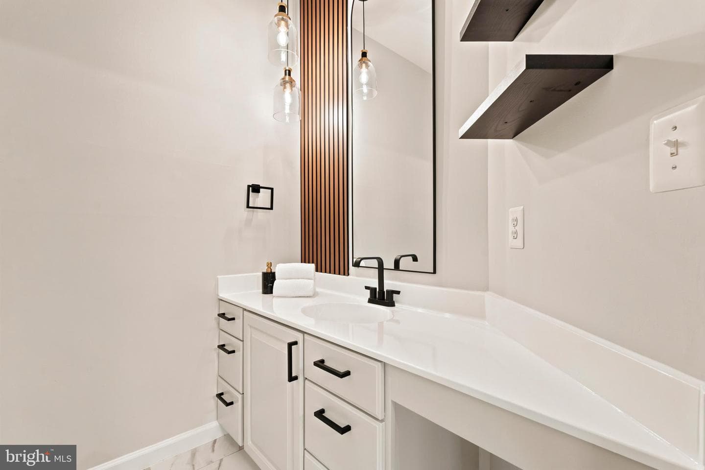 9313 Harrisons Farm Way photo 44
