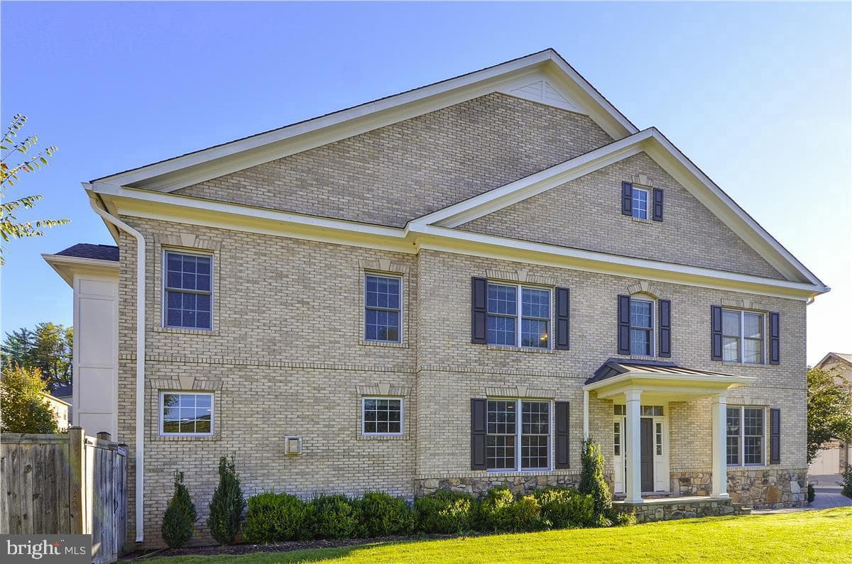 8204 River Quarry Place photo 25