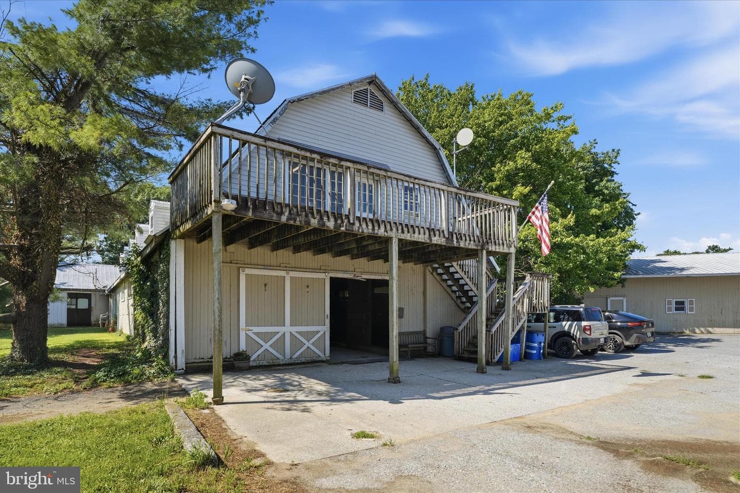 20800 Whites Ferry Road photo 23
