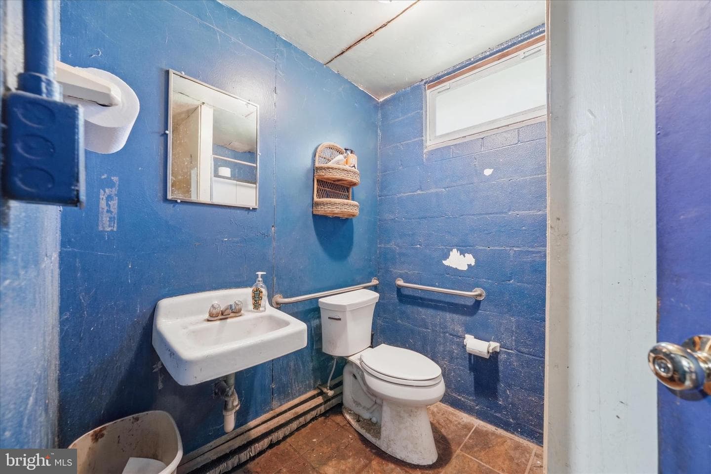 20800 Whites Ferry Road photo 27