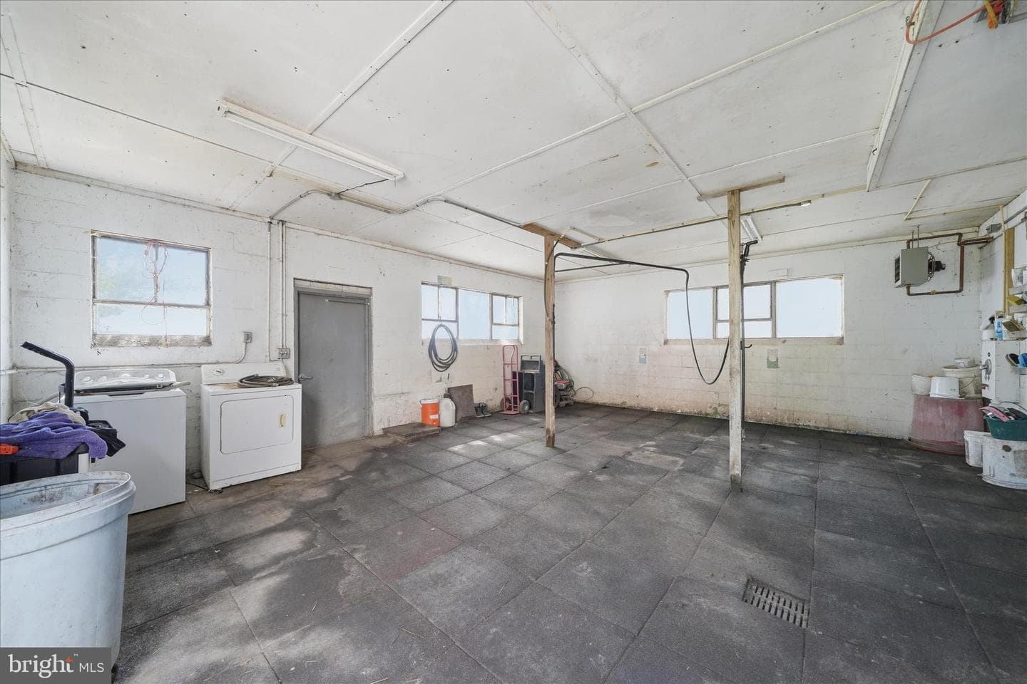 20800 Whites Ferry Road photo 28