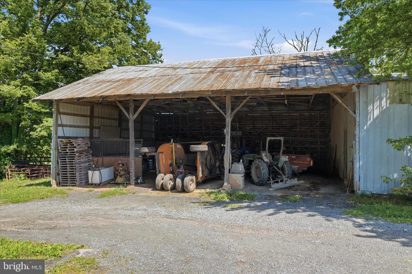 20800 Whites Ferry Road photo 79
