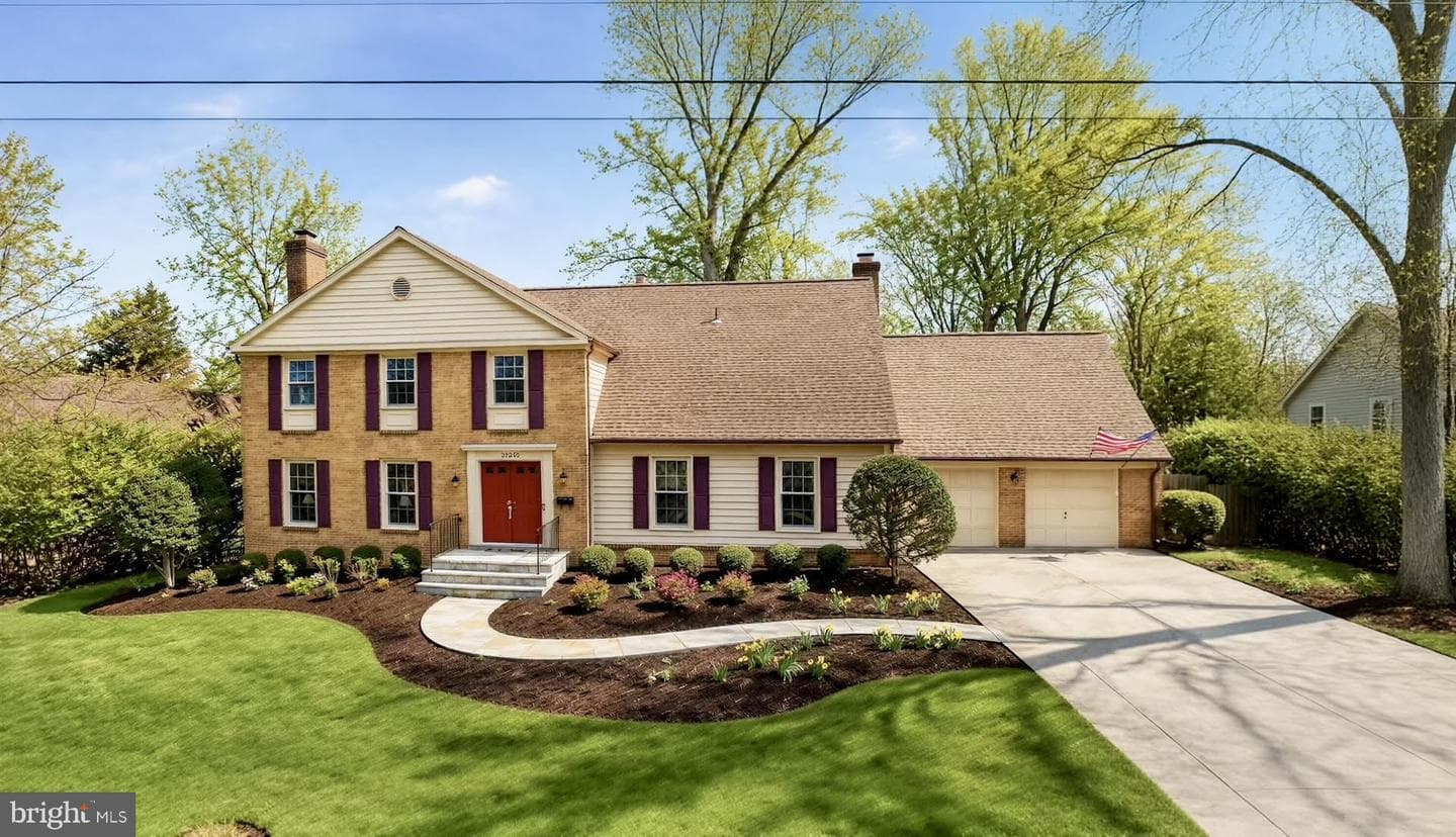 11209 Farmland Drive, Rockville