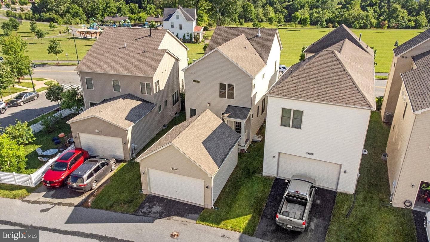 14103 Byrne Park Drive photo 25