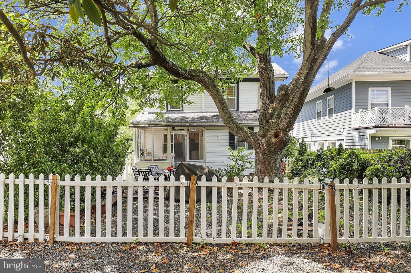 13 Cedar Avenue photo 24