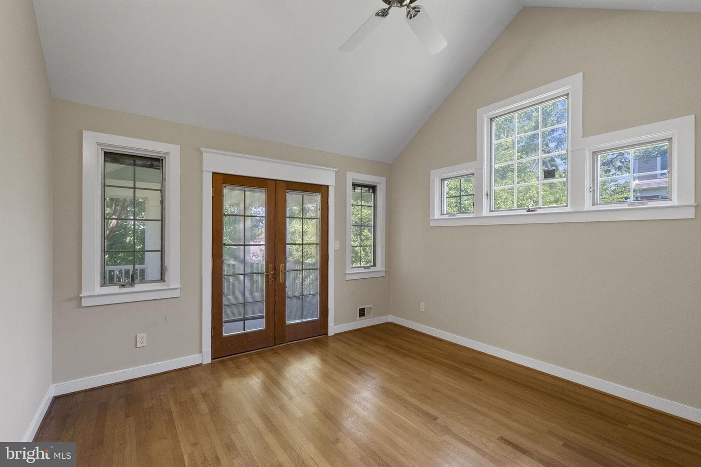 4909 Aurora Drive photo 23