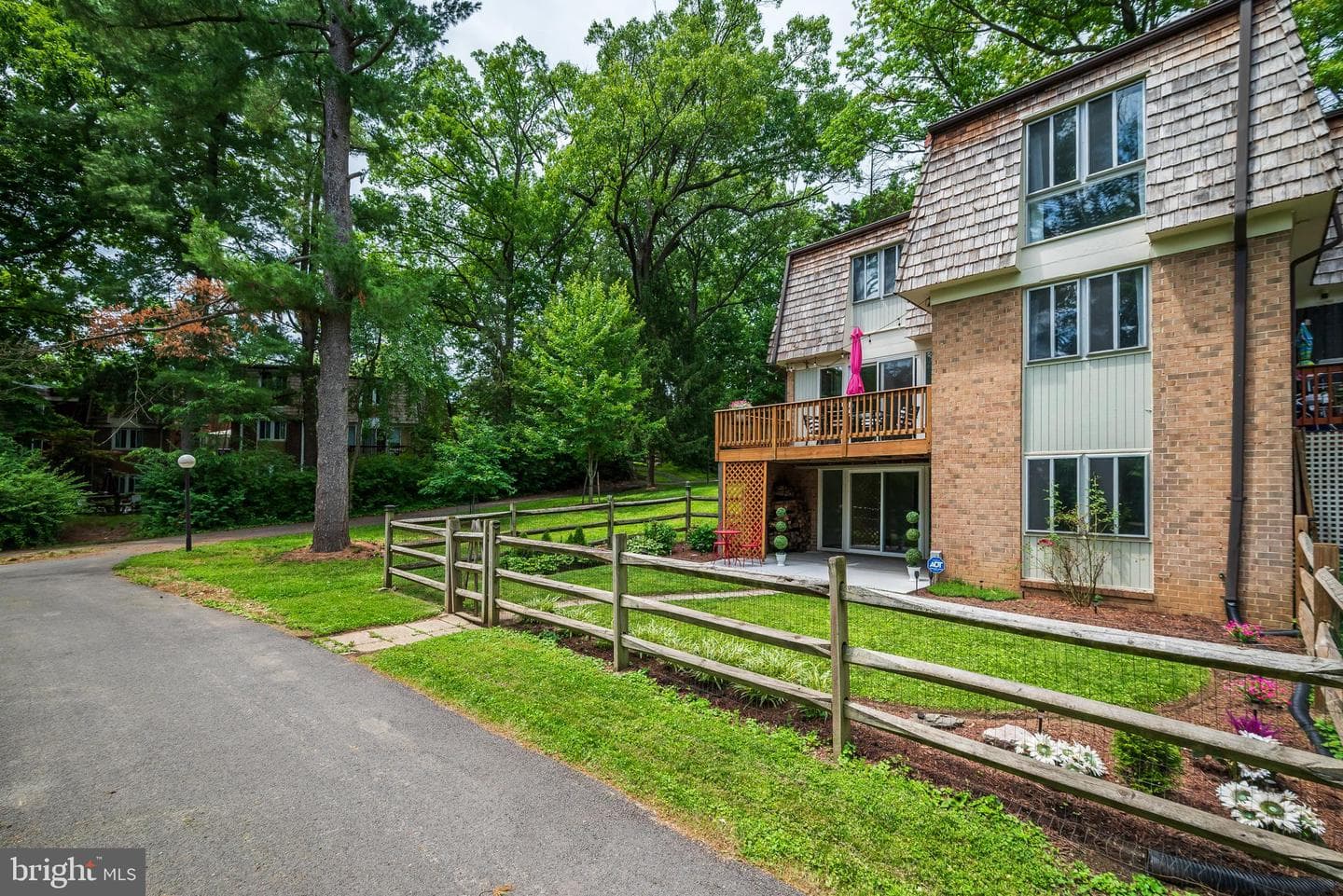 10212 Kindly Court photo 63