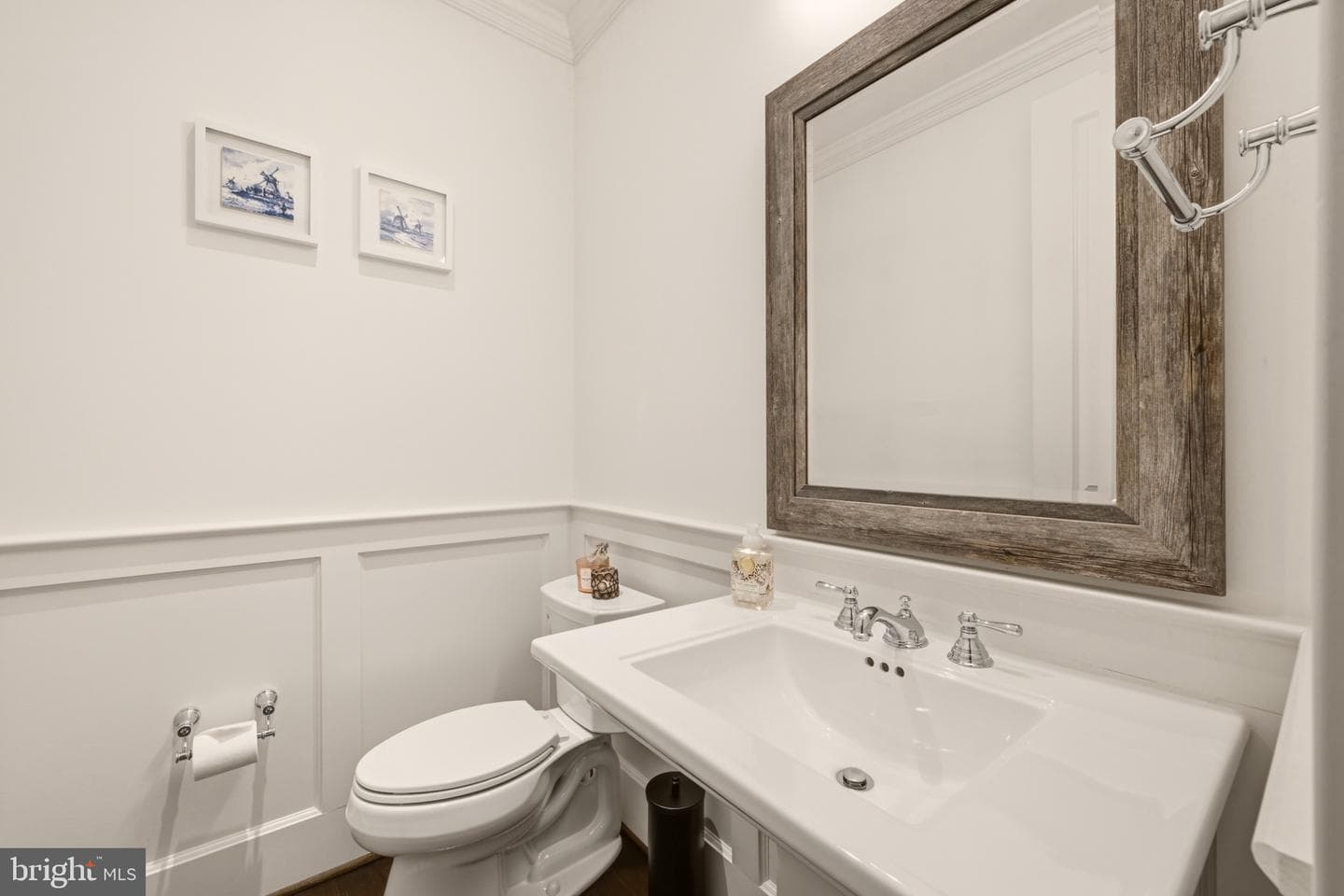 4415 Colchester Drive photo 16