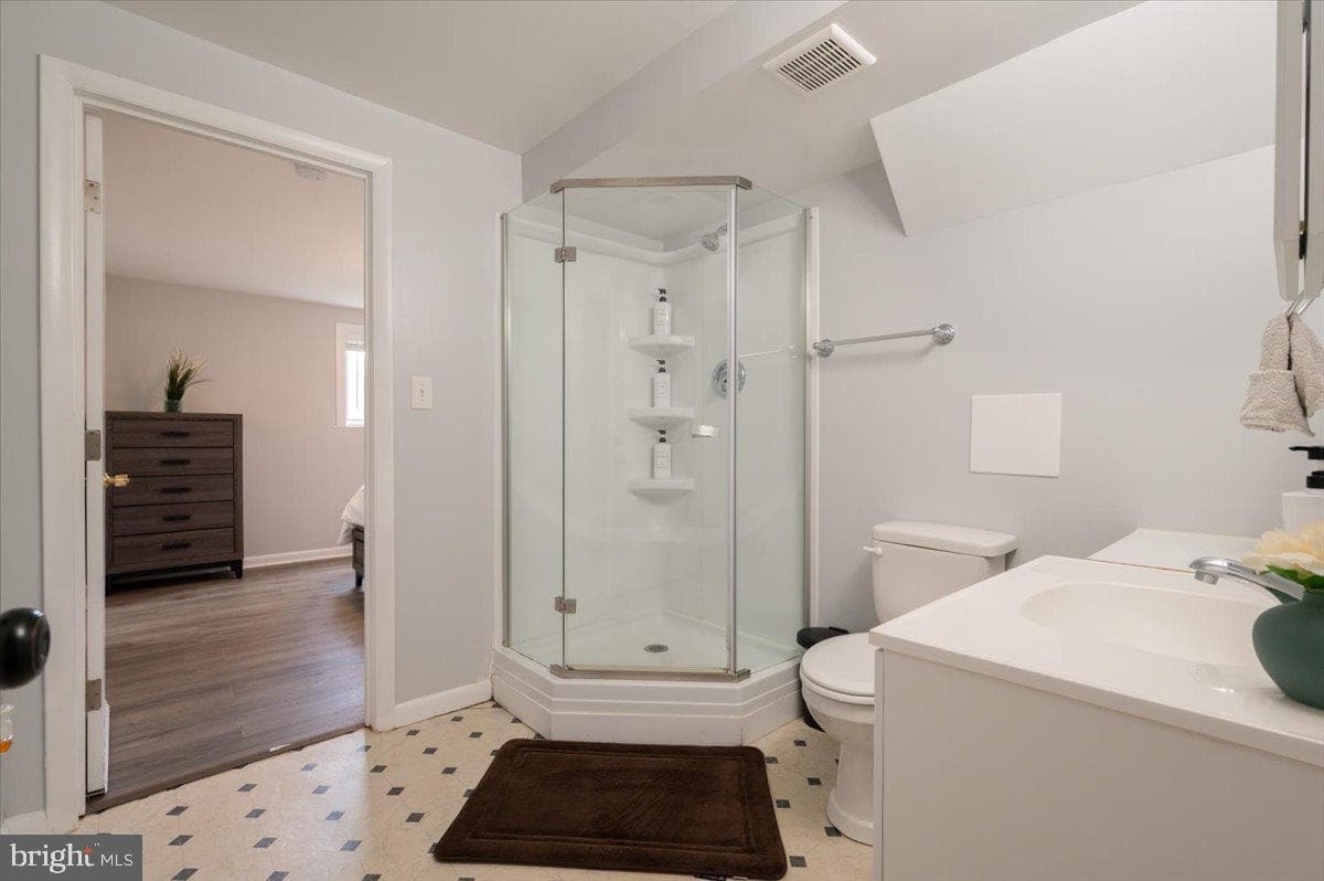 15617 Allnutt Ln photo 28