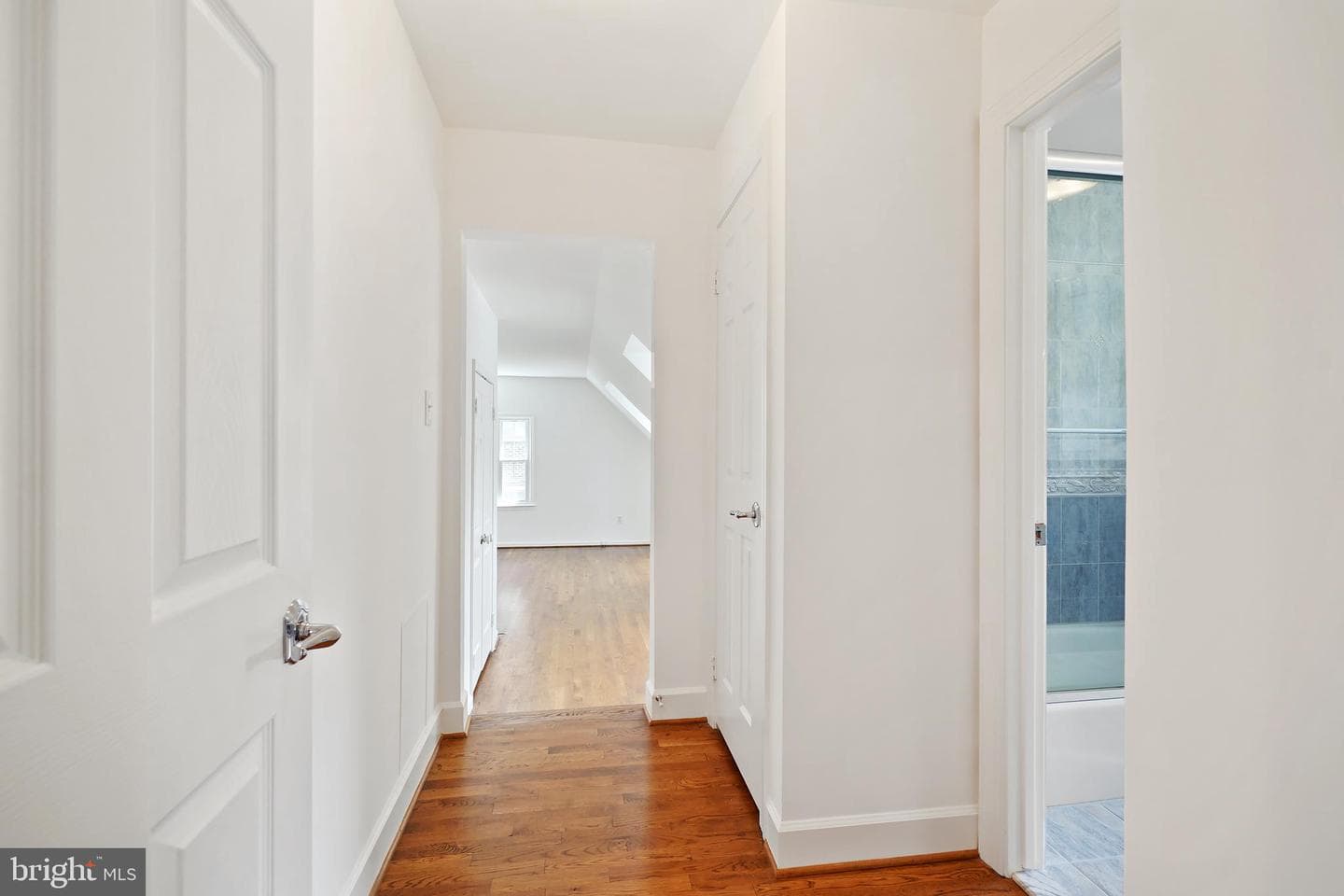 9705 Holloway Hill photo 18