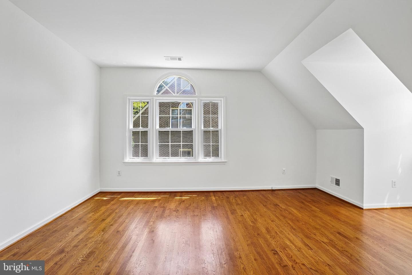 9705 Holloway Hill photo 20