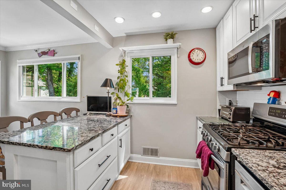 11111 Lund Place photo 11