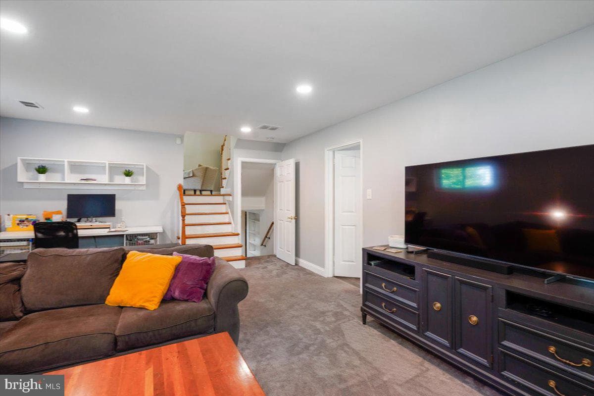 11111 Lund Place photo 21