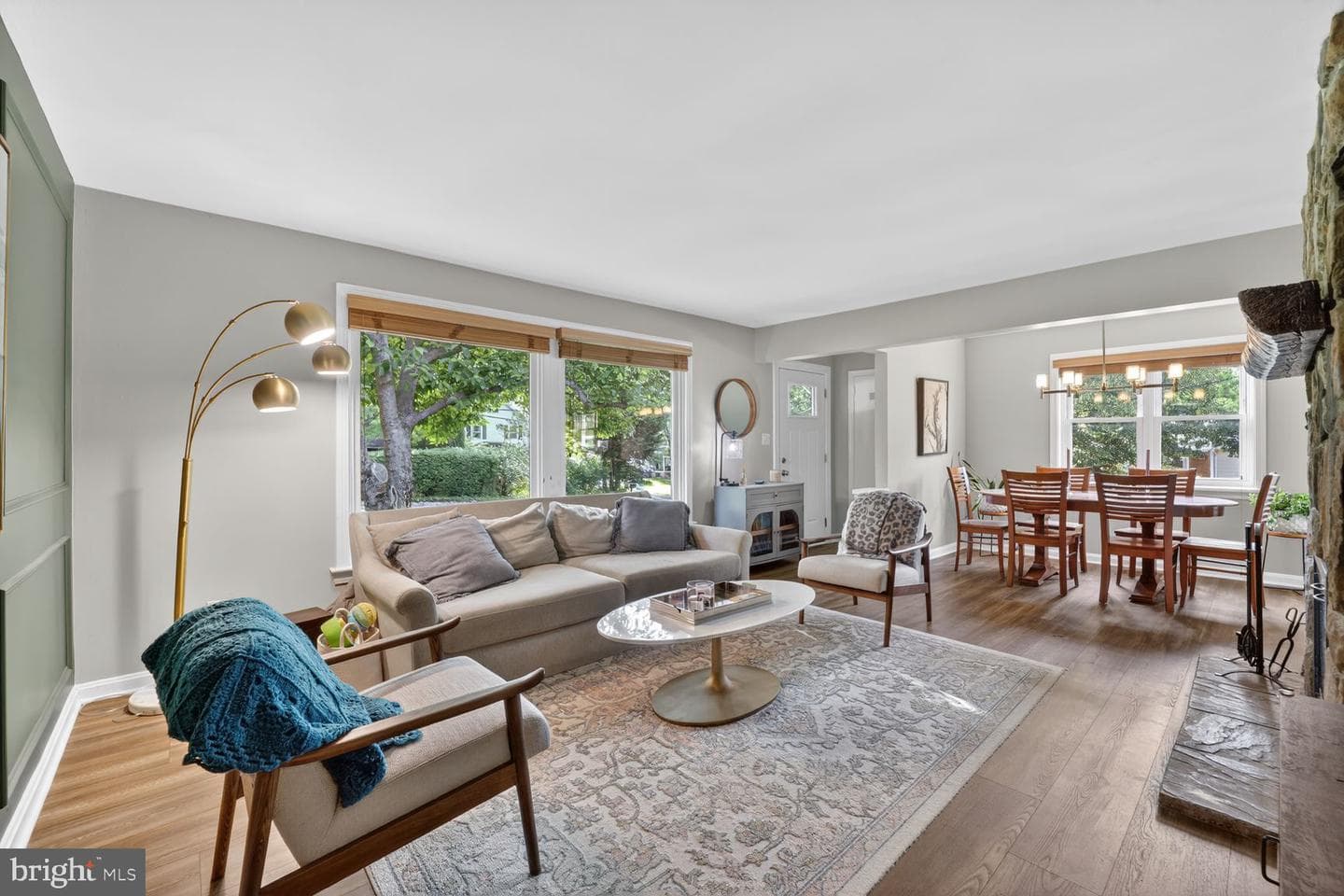 10123 Capitol View Avenue photo 4