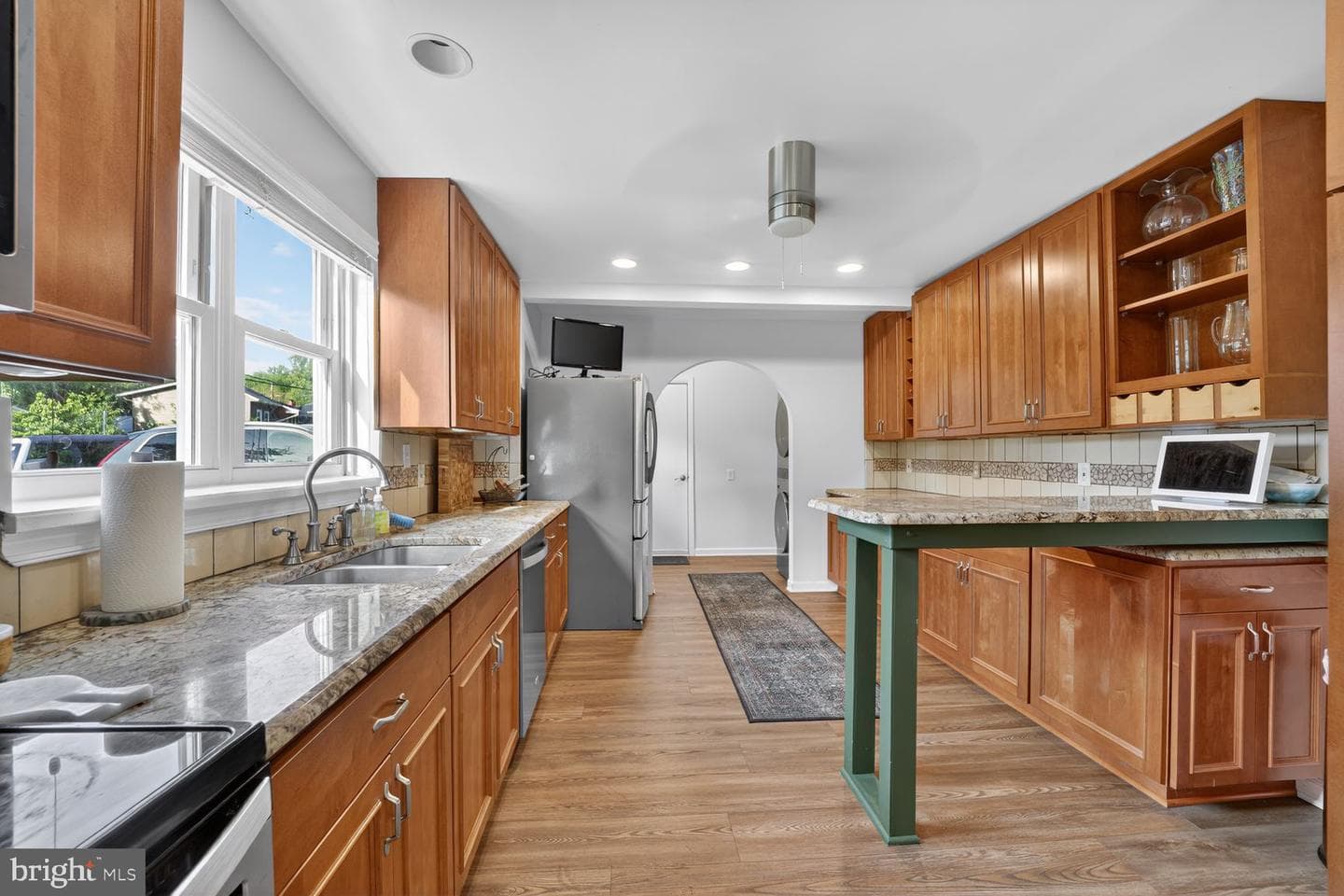 10123 Capitol View Avenue photo 6