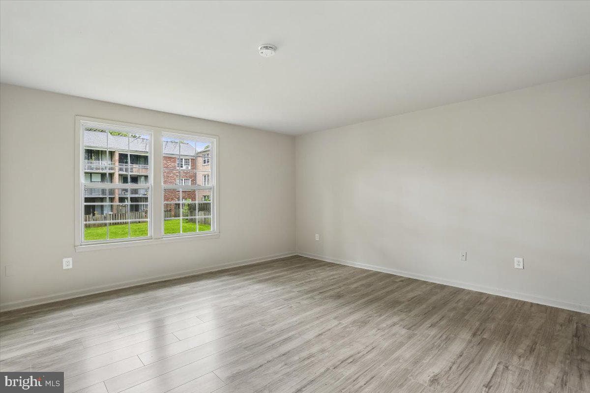 726 Quince Orchard Boulevard #726-10 photo 22