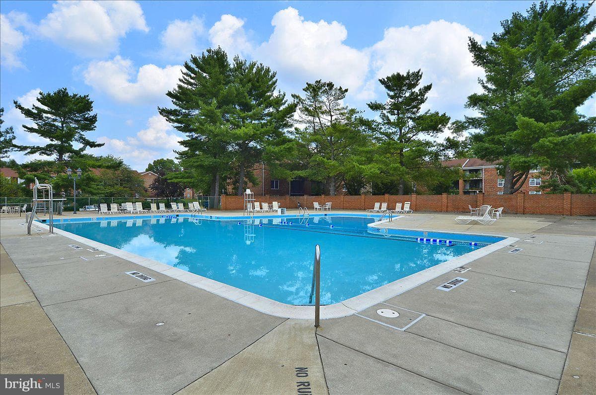 726 Quince Orchard Boulevard #726-10 photo 34