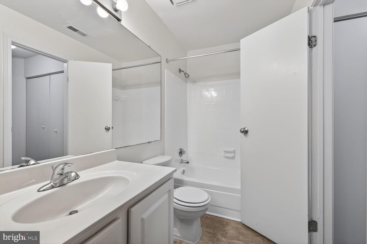 18503 Boysenberry Drive #121 photo 10