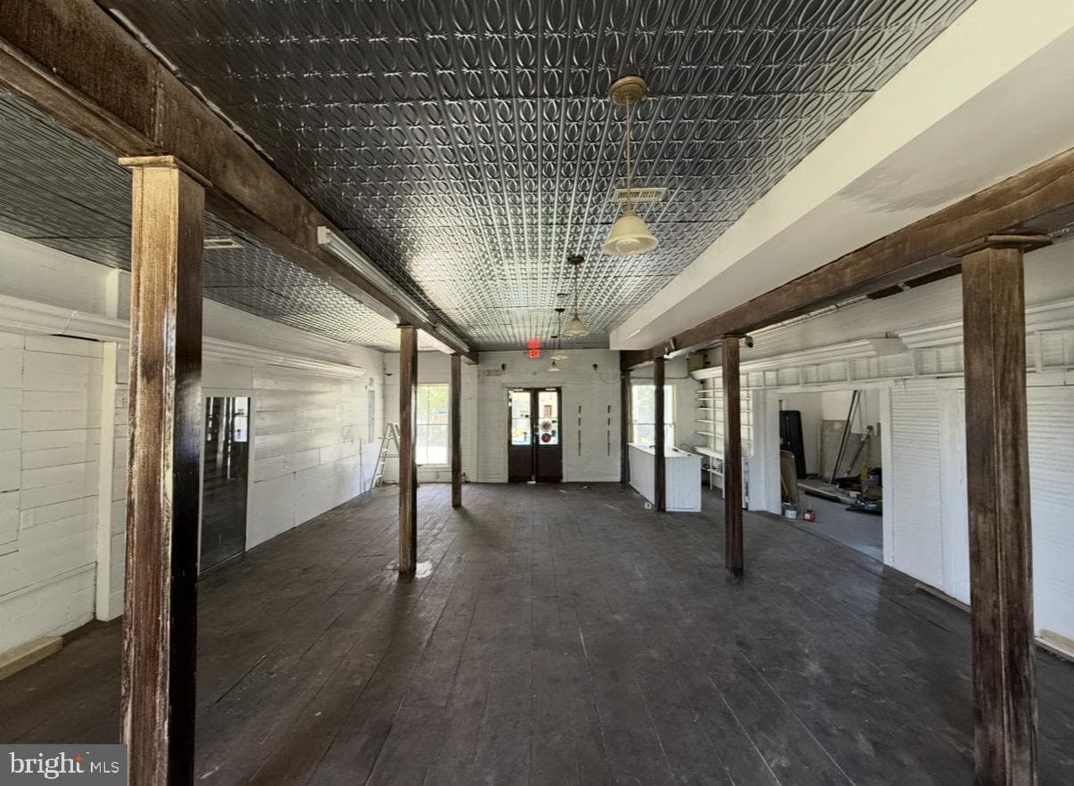23341 Frederick Road photo 4