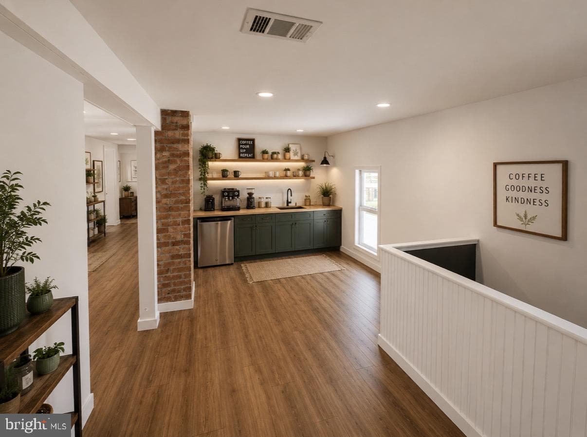 23341 Frederick Road photo 9