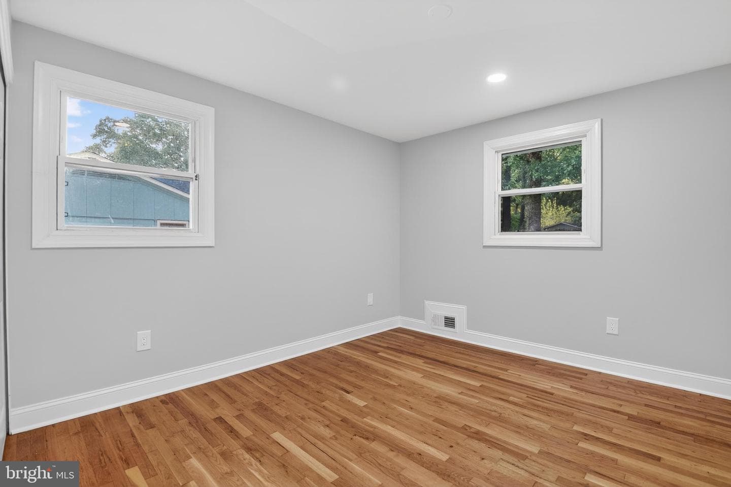 4305 Bel Pre Road photo 25