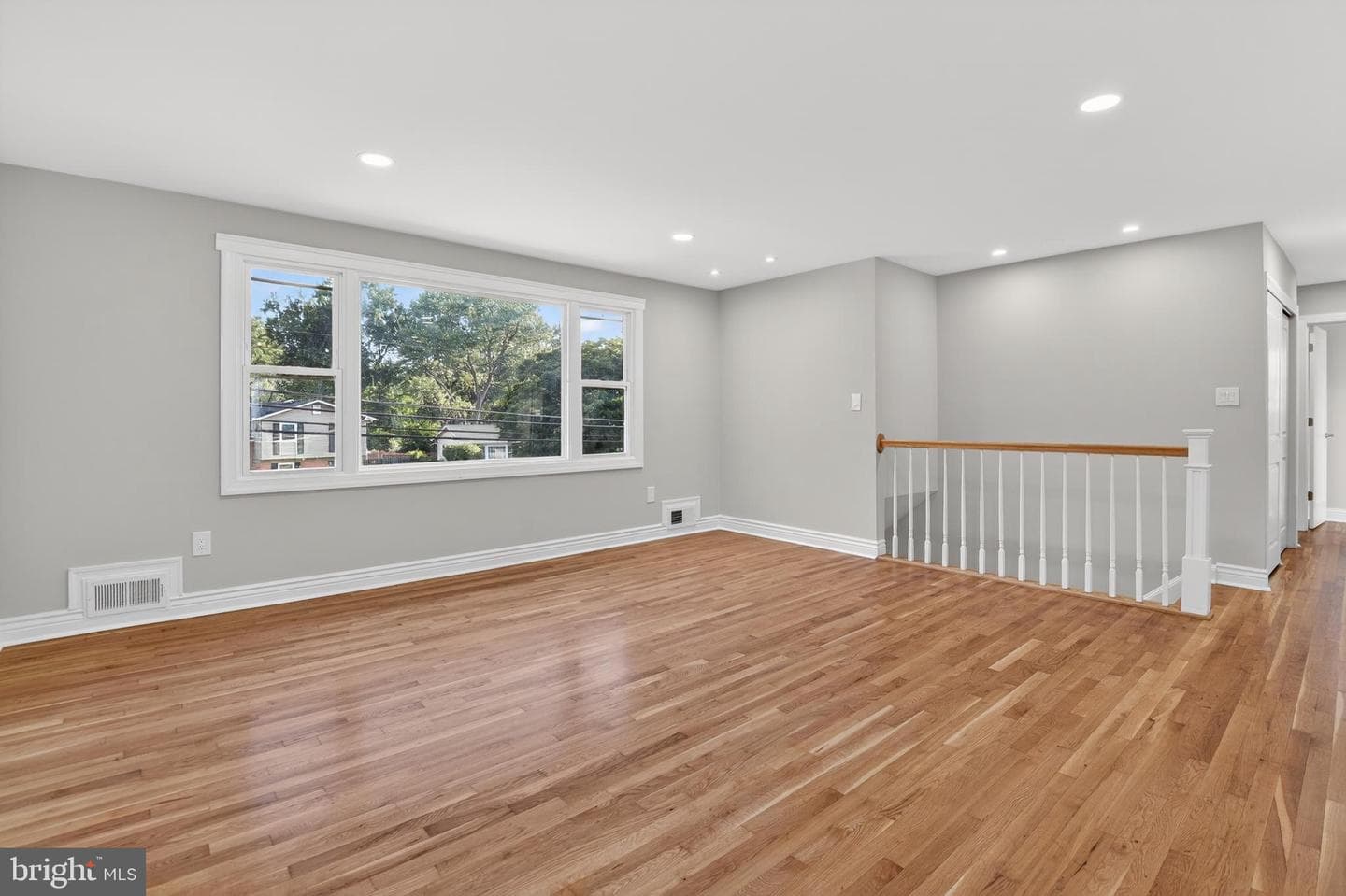 4305 Bel Pre Road photo 7