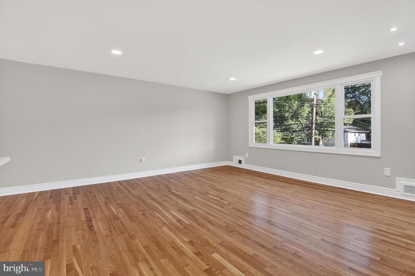 4305 Bel Pre Road photo 9