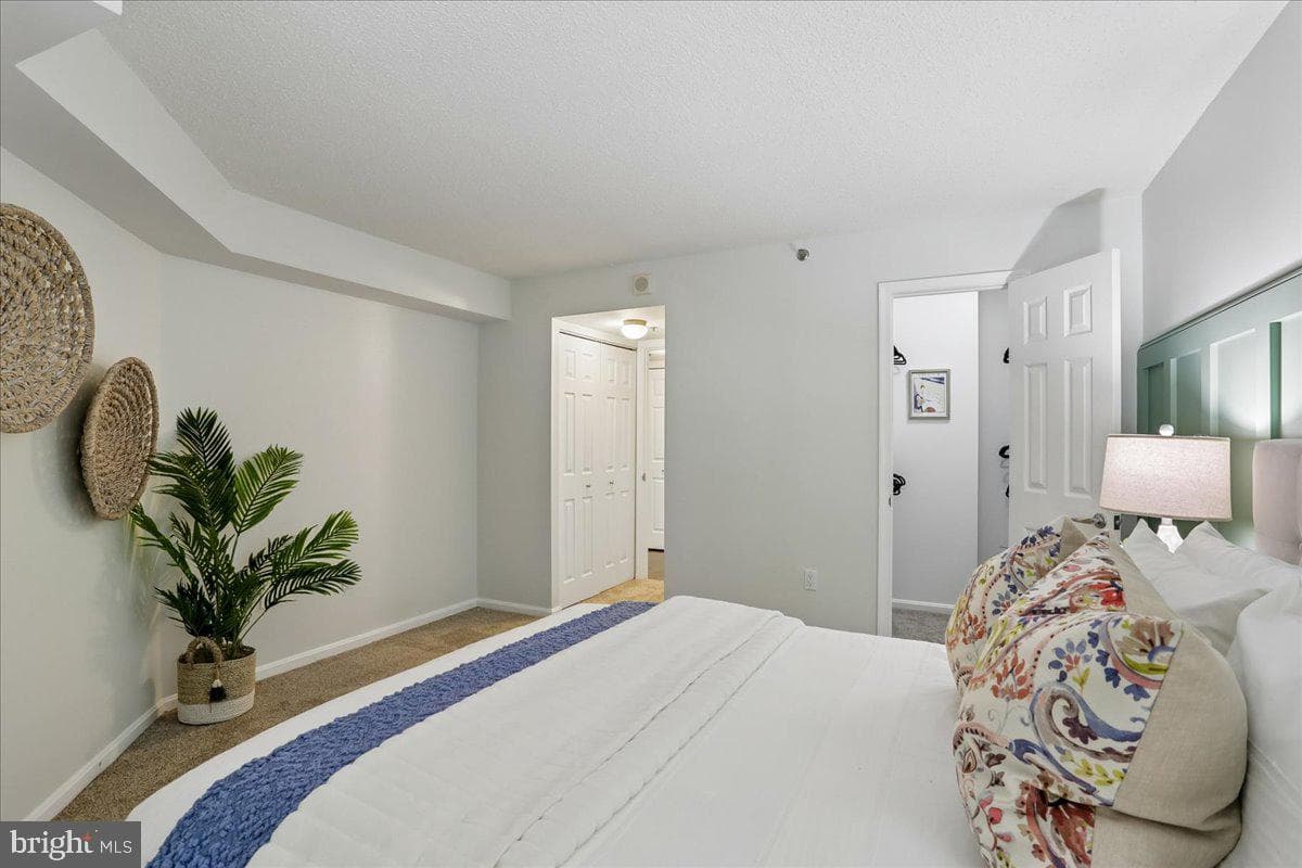 10101 Grosvenor Place #217 photo 16