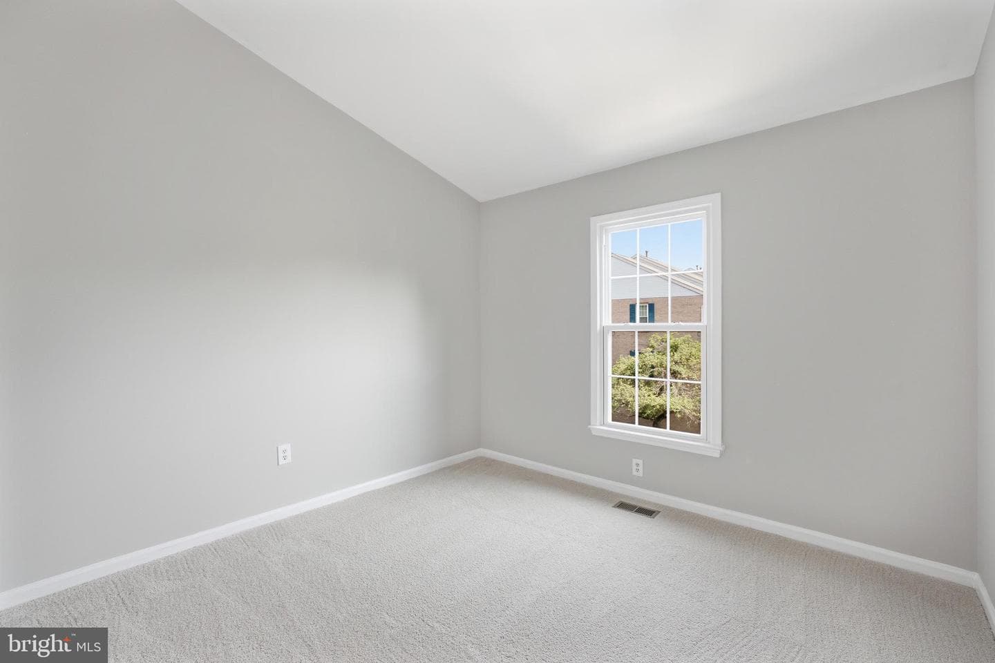 6028 Loganwood Drive photo 24