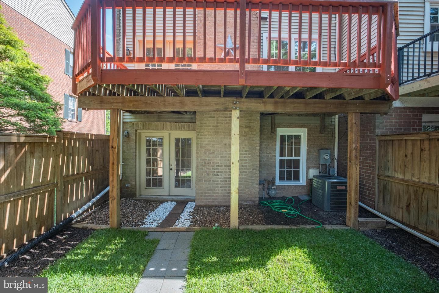 6028 Loganwood Drive photo 32