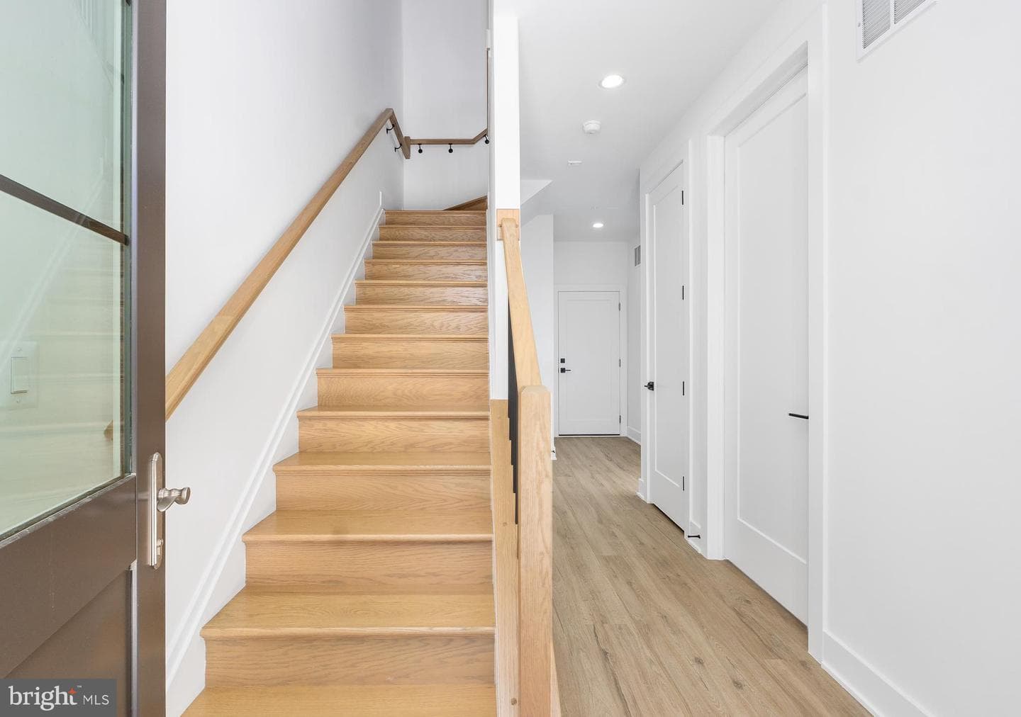8622 Erdem Place photo 10