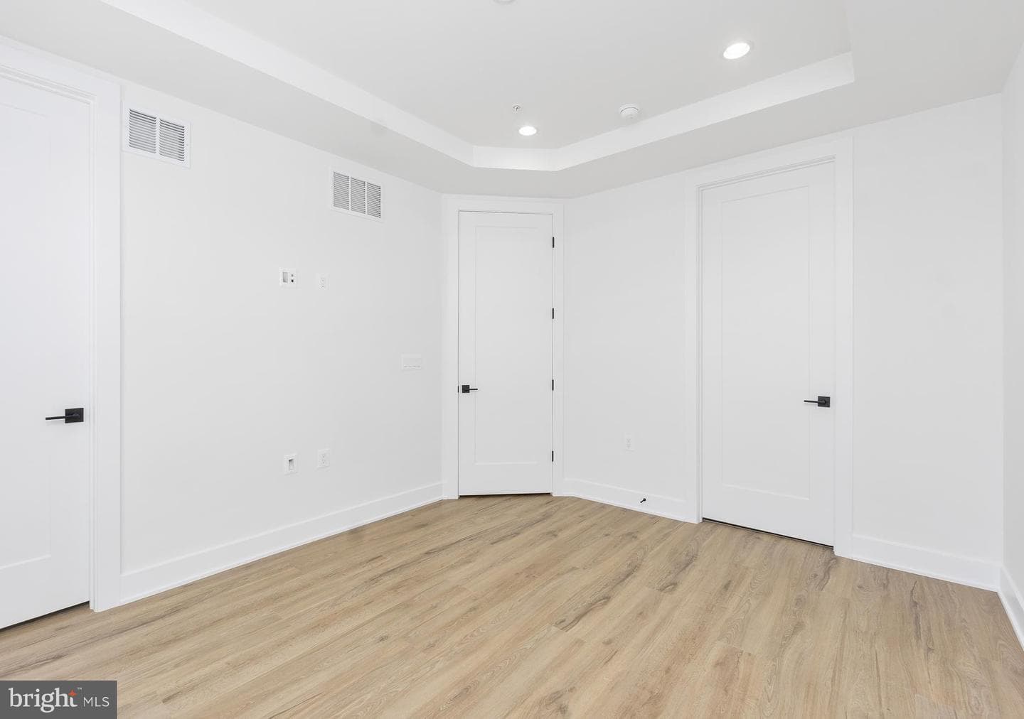 8622 Erdem Place photo 13