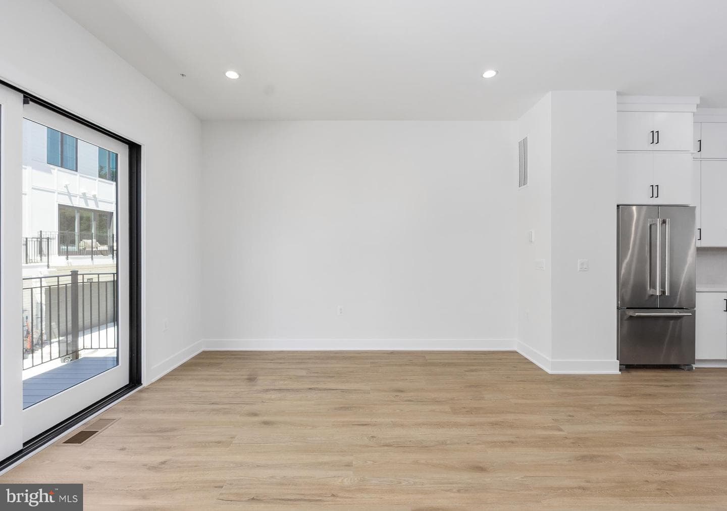 8622 Erdem Place photo 17