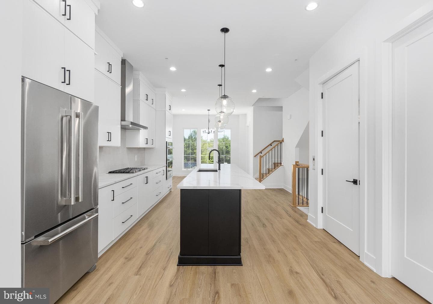 8622 Erdem Place photo 3